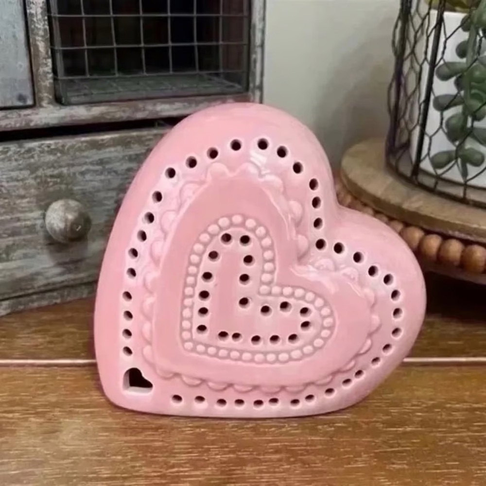 New LED light up Heart Perfect For Tier rack